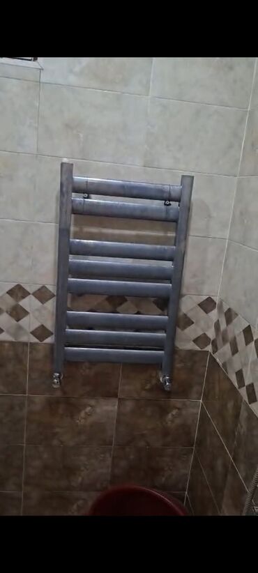 Uzunmüddətli kirayə evlər: 100 kv. m, 3 otaqlı, İşıq, Su, Kanalizasiya — 20