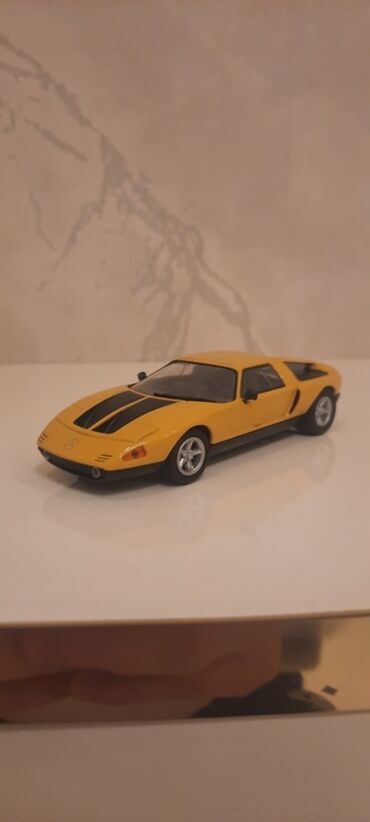 Heykəlciklər: Mercedes, 2008 il, 1:43, Dəmir
