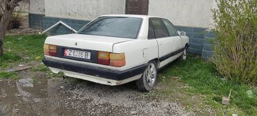 audi b: Audi 100: 1987 г., 2.2 л, Механика, Бензин, Седан