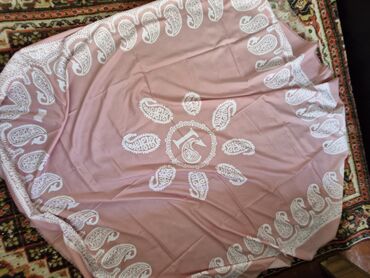 Baş geyimləri: Çəhrayı rəngdə, üzərində ağ rəngli naxışları olan kələğayı. 30₼ lalafo.az -da Baş geyimləri: Çəhrayı rəngdə, üzərində ağ rəngli naxışları olan kələğayı. 30₼