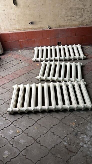 набор ключ инструмент: Чугунные радиаторы отопления (секционные) - Тип: классические at lalafo.kg набор ключ инструмент: Чугунные радиаторы отопления (секционные) - Тип: классические