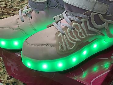 Кроссовки и спортивная обувь: Светящиеся кеды для детей/Ролики 🛼подростков! Удобные подходит по 37 — 9