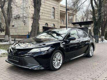 Toyota: Toyota Camry: 2018 г., 2.5 л, Типтроник, Бензин, Седан