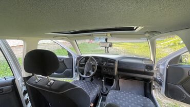 volkswagen поло: Volkswagen Golf: 1993 г., 1.8 л, Механика, Бензин, Универсал