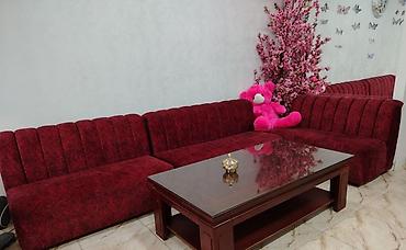 salon kreslolarının satışı: Bərk materialdan yığılıb çox təcili satılır qiymət 300 m — 1