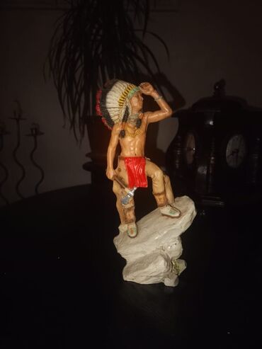 statuetkalar: Индейцы
