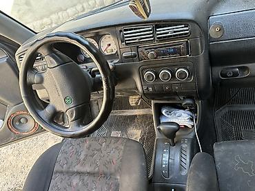 подушка гольф 4: Volkswagen Golf: 1996 г., Автомат, Хэтчбэк — 1