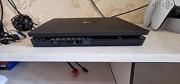 ps 4 qiyməti: PlayStation 4 Slim – 512 GB Daxildir: - PS4 Slim konsolu (512 GB — 2