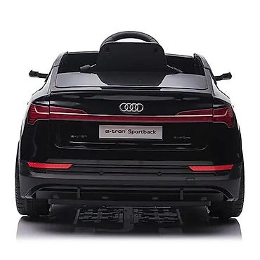 Dečiji električni automobili: Audi E-Tron Sportback – crni dečiji auto na akumulator Šifra — 2
