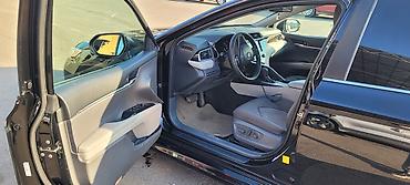 авто багаш: Toyota Camry: 2018 г., 2.5 л, Автомат, Бензин, Седан — 3