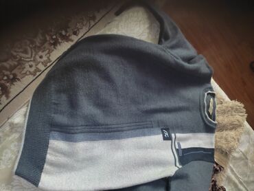 кашемировые мужские джемперы: Мужской свитер 54размер новый