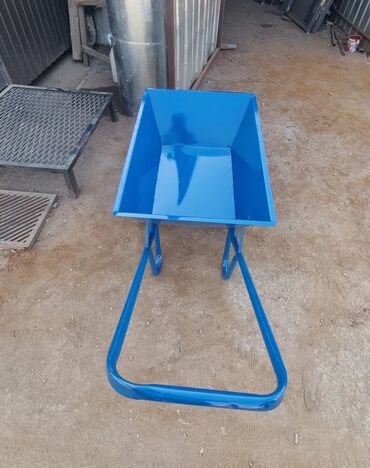 Садово-строительные тачки и тележки: Садово-строительная тачка и тележка, Стальная, Двухколесная, Новый — 12