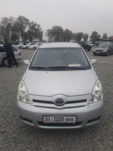 российский машины: Toyota Corolla Verso: 2004 г., 2 л, Механика, Дизель, Минивэн