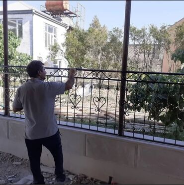 Barmaqlıqlar: Reşotka 1-kv 35 azn başlayır 
Məhəccər 1-metr 50 azn başlayır — 18