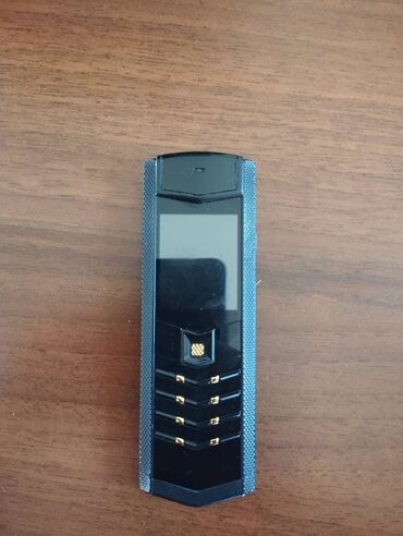 təzə telfon: Oppo A1, цвет - Черный, Две SIM карты