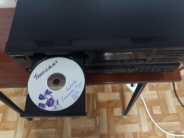 Усилители звука: Продаю! CD PLAYER SONY CDP-311. В хорошем состоянии с пультом — 12