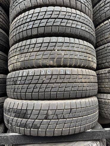купить зимние шины в бишкеке: 175/70/14 4 шт комплект в идеальном состоянии фирма Bridgestone