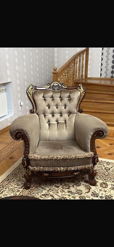 kohnə divan kreslo alıram: İşlənmiş, Klassik divan, Divan, Bazasız, Açılmayan — 3