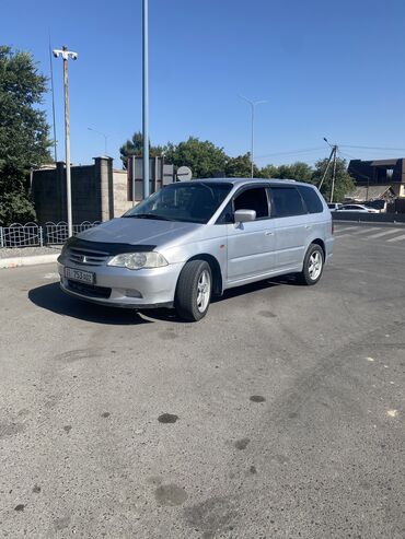 срочно срочно продам машину: Honda Odyssey: 2002 г., 2.3 л, Автоматические, Бензин, Универсал