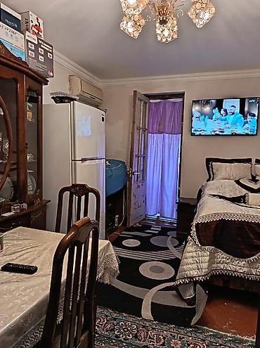 bir otaql: Bakı, Bakıxanov qəs., 1 otaqlı, Köhnə tikili, m. Neftçilər, 22 kv. m — 9