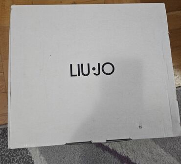 Gležnjače: Gležnjače, Liu Jo, 39 — 9