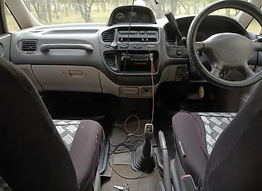 Mitsubishi: Mitsubishi Delica: 1995 г., 2.8 л, Автомат, Дизель, Минивэн — 1