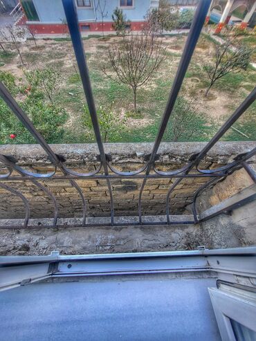 Həyət evləri və villaların satışı: 8-ci kilometr 7 otaqlı, 220 kv. m, Yeni təmirli — 28