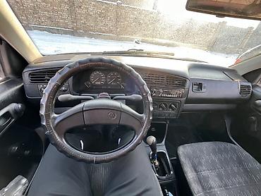 Volkswagen: Volkswagen Golf: 1993 г., 1.8 л, Механика, Бензин, Универсал — 10