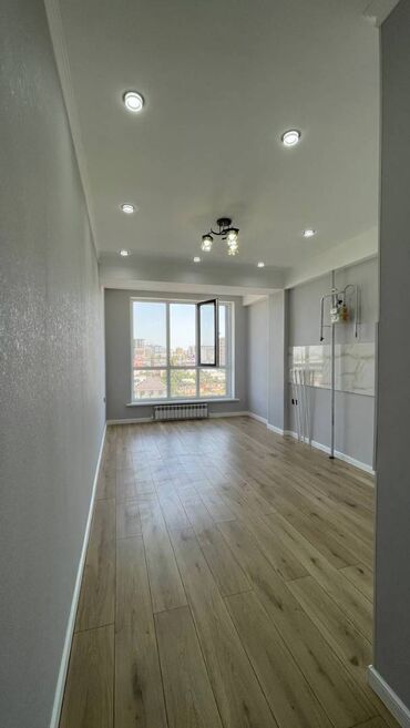 срочная продажа квартир в бишкеке: 1 бөлмө, 44 кв. м, Элитка, 8 кабат, Евроремонт