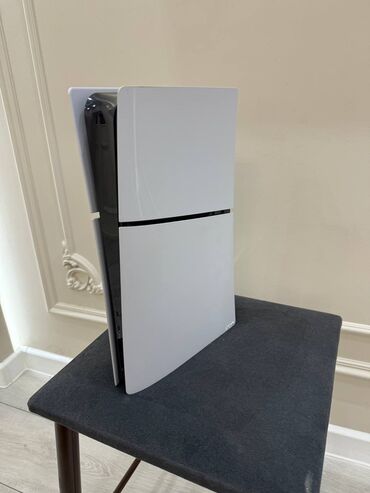 приставка для компьютера: Продаю PlayStation 5 slim (Цифровая версия) — 40.000 сом Город: Ош В