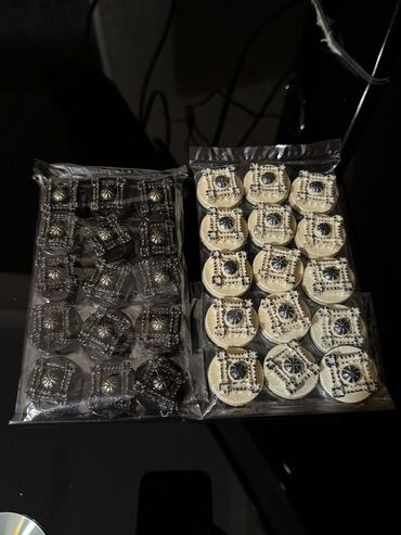 Nərdlər: Nerd daşları
Çeşid hal hazırda var
Çatdırılma var
Zakaz var — 11