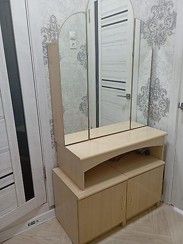 study table: Спальный гарнитур, Б/у, Двуспальная кровать, Белоруссия, ДСП, Самовывоз, цвет - Бежевый — 5