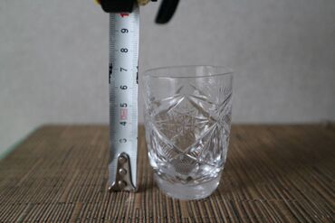 Стаканы: Винтажные хрустальные рюмки/стаканы. 4 рюмки. Высота 7 см, объем 80 — 11