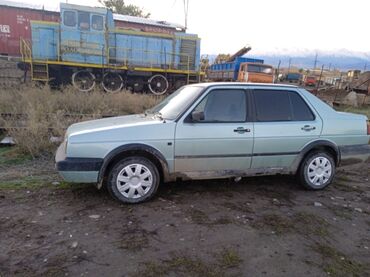 Volkswagen: Volkswagen Jetta: 1990 г., 1.8 л, Механика, Бензин, Седан