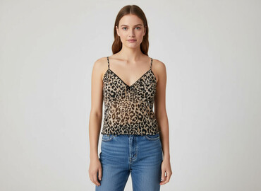 t shirty z ustami: Primark, Топ жіночий, розмір L