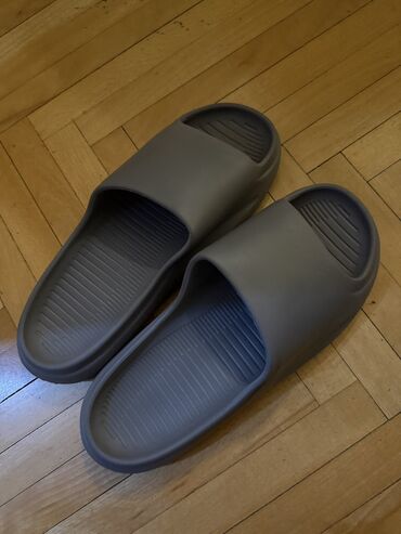 geox sandale: Slippers, Primark, size - 44