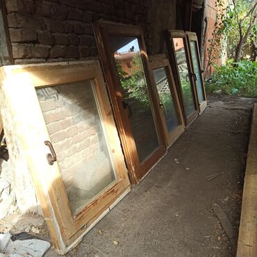 Prozori: Stolarija u odličnom stanju ako ste zainteresovani javite se br — 12