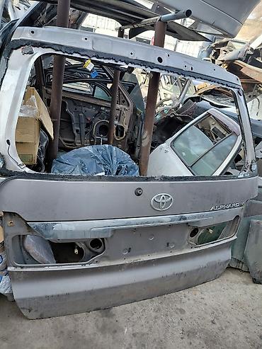 2003: Крышка багажника Toyota, 2003 г., Б/у, Оригинал — 3