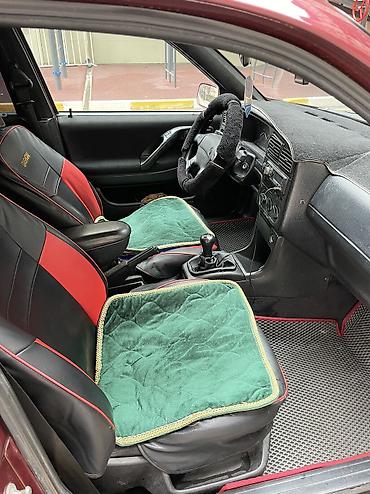 Volkswagen: Volkswagen Passat: 1994 г., 1.6 л, Механика, Бензин, Универсал — 14