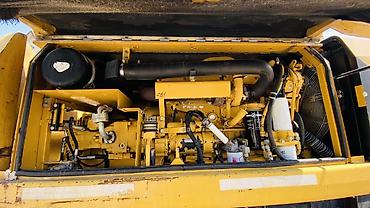 гусиничный экскаватор: Экскаватор, Caterpillar, Колесный — 6