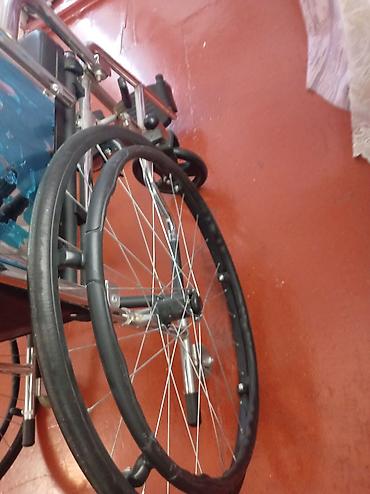 ikinci el el arabası: Yenidi tualet funksialı (Commode Wheelchair — 4