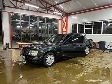 mercedes benz e 250: Mercedes-Benz W124: 1993 г., 2.2 л, Механика, Бензин, Седан — 5