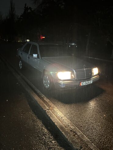 Mercedes-Benz: Mercedes-Benz E-Class: 1993 г., 2.2 л, Механика, Бензин, Седан at lalafo.kg — 13 Mercedes-Benz: Mercedes-Benz E-Class: 1993 г., 2.2 л, Механика, Бензин, Седан — 13