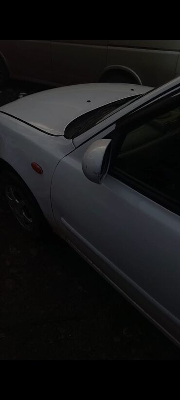 Nissan: Nissan March: 2000 г., Автомат, Бензин, Хэтчбэк — 5