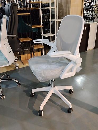 сиденья ikea: Офисное кресло, Новый, С колесиками, цвет - Белый — 1