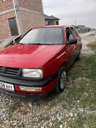 Volkswagen: Volkswagen Vento: 1992 г., 1.8 л, Механика, Бензин, Седан — 3