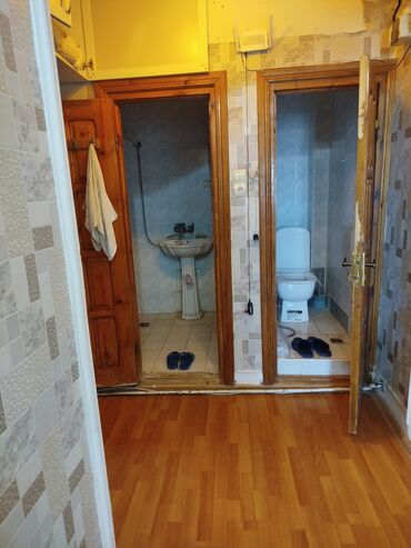 Uzunmüddətli kirayə mənzillər: Gəncə şəhərində mərkəzə yaxın yerləşən 3 otaqlı mənzil. ✅İşıq, su, qaz -da lalafo.az — 8 Uzunmüddətli kirayə mənzillər: Gəncə şəhərində mərkəzə yaxın yerləşən 3 otaqlı mənzil. ✅İşıq, su, qaz — 8