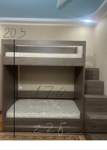2 х спальный кровать: Двухъярусная кровать, Для девочки, Для мальчика, Б/у