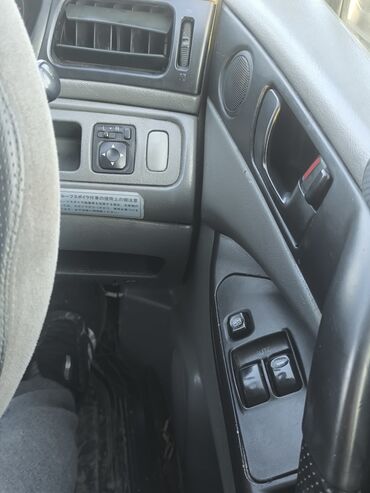 Mitsubishi: Mitsubishi RVR: 1999 г., Автомат, Бензин, Кроссовер — 3