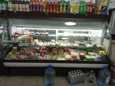 Холодильные витрины: Для молочных продуктов, Кондитерские, Б/у